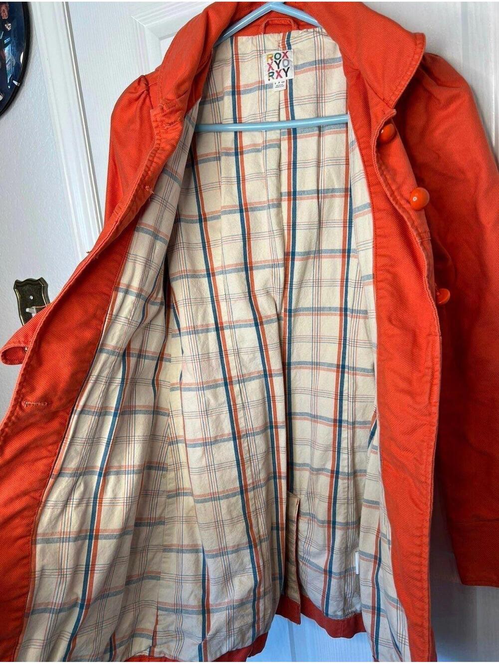 Y2K Roxy Coat - Picture 2 of 6